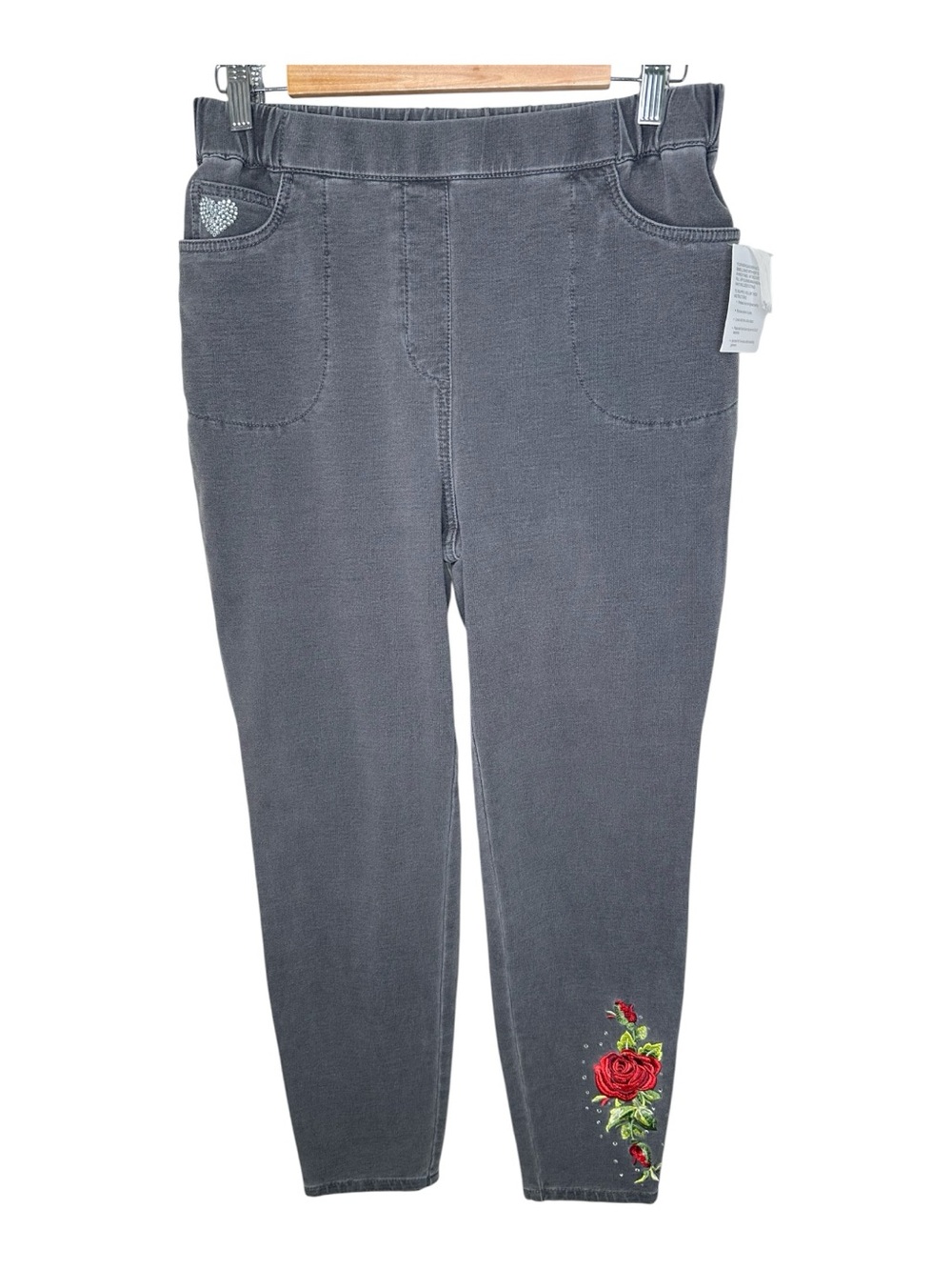 Dream Jeannes Quacker Factory Embroidered Floral Size Medium Gray Rhinestone New